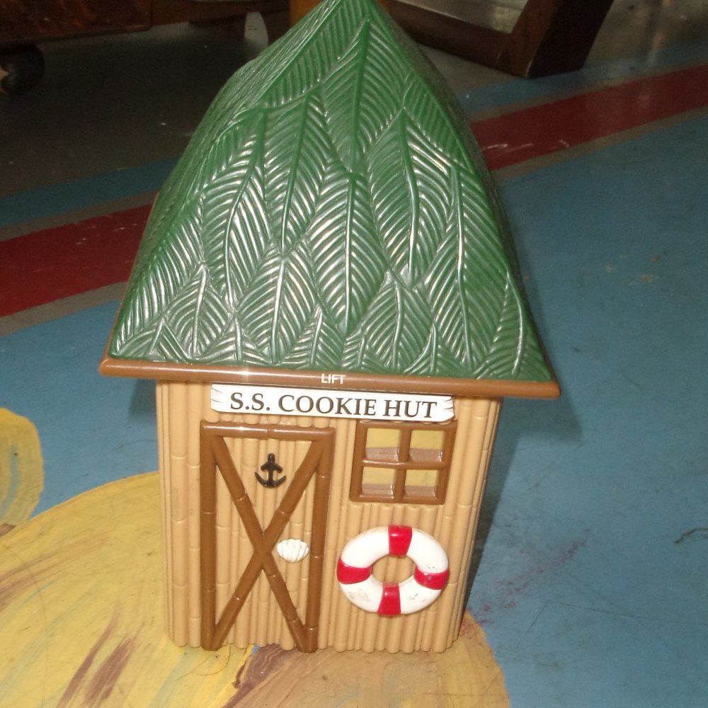 Fundamental animated talking cookie jar SS Hut Gilligans Island theme works